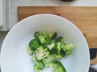 山药豆沙卷的做法步骤：3