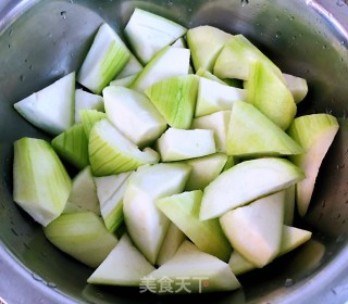 丝瓜炒毛豆#食物边角料做大餐#的做法步骤：5