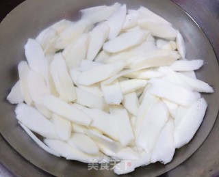 山药炒肉片#食物边角料做大餐#的做法步骤：1