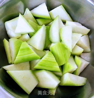 番茄炒丝瓜的做法步骤：3