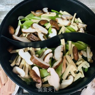 酱汁焖锅-喷香浓郁的做法步骤：8