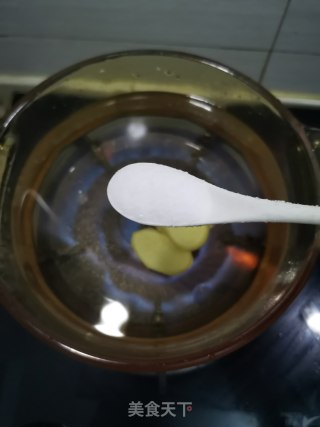 白灼河虾的做法步骤：3