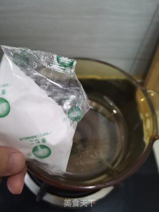 自制蜜豆白凉粉的做法步骤：2