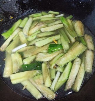 丝瓜荷包蛋汤面的做法步骤：5