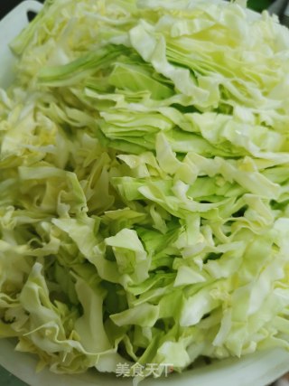 西红柿炒大头菜的做法步骤：1