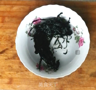 牛肉海带汤的做法步骤：1