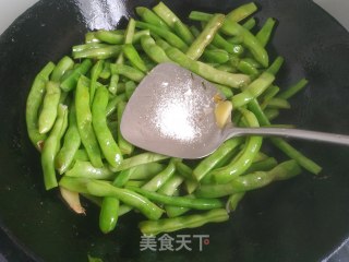 豆角丸子炖土豆的做法步骤：5