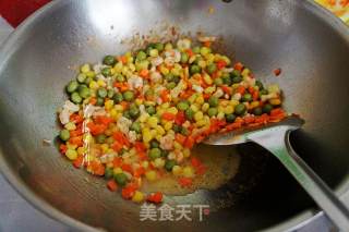 豌豆玉米粒炒虾仁的做法步骤：6