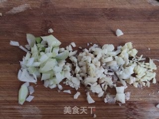 洋葱炒肥牛的做法步骤：3