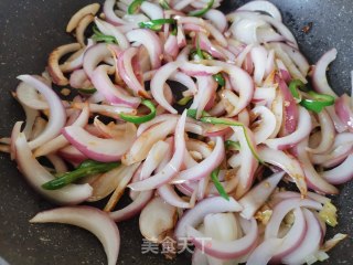 洋葱炒肥牛的做法步骤：6