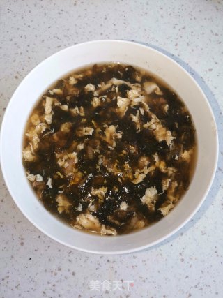 鲜虾紫菜蛋花汤的做法步骤：5