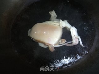 墨鱼干烧五花肉的做法步骤：2