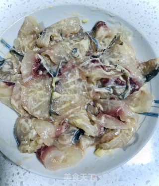 油滚鱼片的做法步骤：4