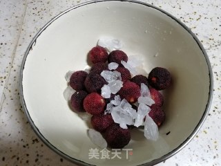 酸爽开胃美食一一杨梅两吃的做法步骤：2