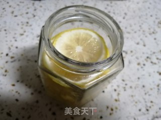 柠檬水的做法步骤：2