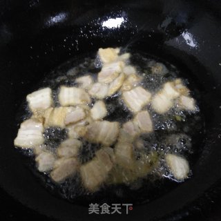 回锅肉炒尖椒的做法步骤：4