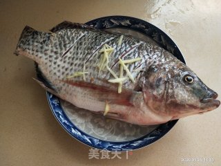 清蒸罗非鱼的做法步骤：3