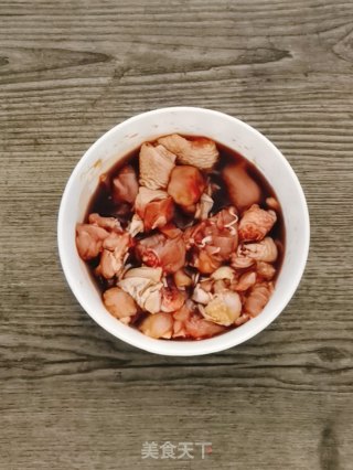 芋头蒸鸡的做法步骤：3