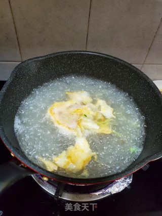 丝瓜鸡蛋豆腐汤的做法步骤：5
