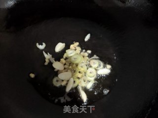双耳炒鸡丁的做法步骤：13
