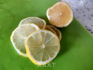 柠檬蜂蜜水的做法步骤：3