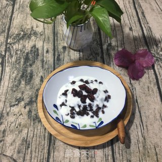 红豆蔓越莓酸奶捞的做法步骤：5