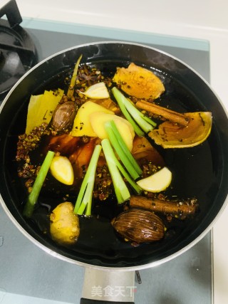 五香牛肉的做法步骤：4