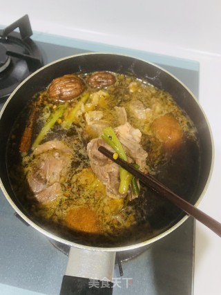 五香牛肉的做法步骤：6