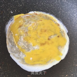 火腿肠手抓饼的做法步骤：9