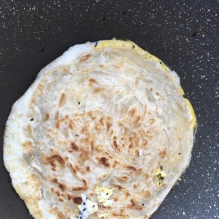火腿肠手抓饼的做法步骤：11