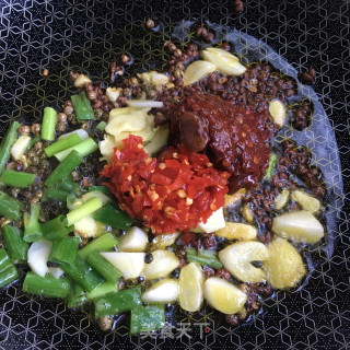 边角料版水煮牛肉的做法步骤：10