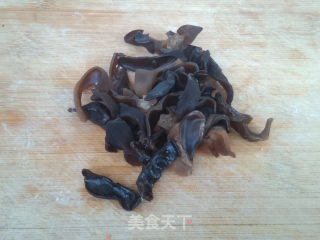 虾仁花蛤酱拌菠菜的做法步骤：4