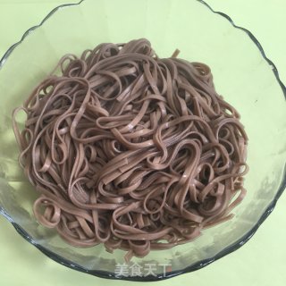 牛腩浇汁拌面的做法步骤：3
