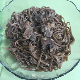 牛腩浇汁拌面的做法步骤：5