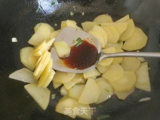 土豆炒肉片的做法步骤：7