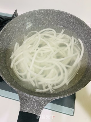 牛肉土豆粉的做法步骤：6