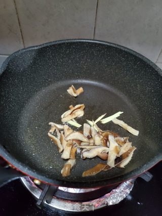 豆腐香菇汤的做法步骤：3