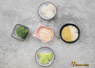 kiddyfresh鹿优鲜-贝柱冬瓜杂粮粥的做法步骤：1