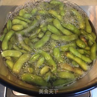 冰镇五香水煮毛豆的做法步骤：3