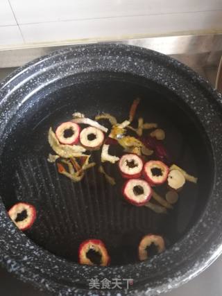 酸梅汤的做法步骤：4