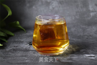 酸梅青桔冰红茶的做法步骤：2
