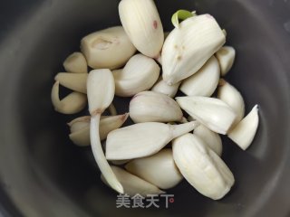 蒜蓉烤生蚝的做法步骤：2