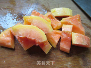 木瓜肉骨汤的做法步骤：2