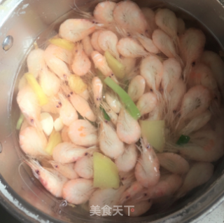 水煮白虾的做法步骤：3