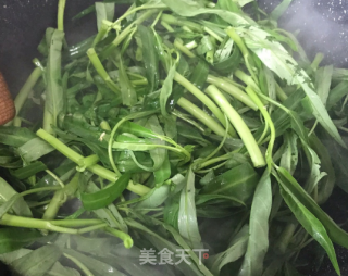 蒜蓉通菜的做法步骤：4