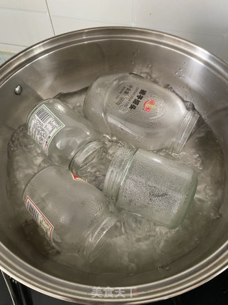 香辣牛肉酱的做法步骤：2