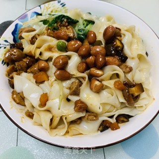 炒肉酱+肉酱面（家常快手版）的做法步骤：26