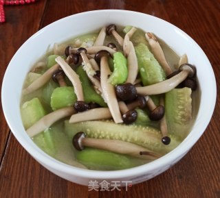 蟹味菇烧丝瓜的做法步骤：9