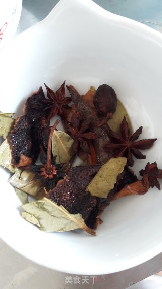 玉米焖鸭的做法步骤：3