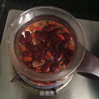 红枣枸杞饮的做法步骤：5